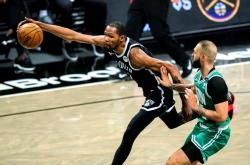 开云体育中国-篮网绝杀凯尔特人轻松晋级