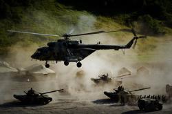 开云体育下载-奥运前哨的灰熊复仇记，关键战掀翻湖人筑造新格局