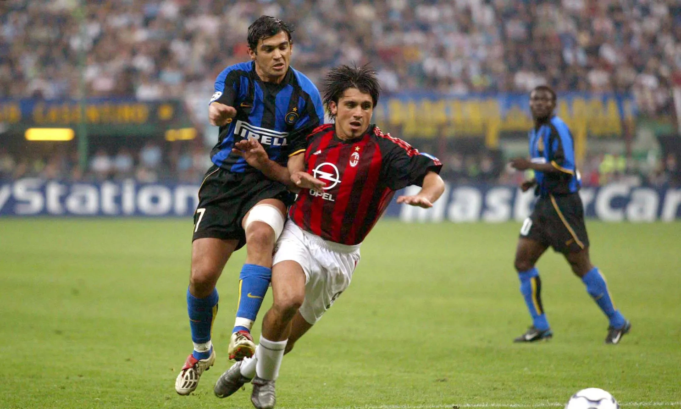 关于AC米兰未能守住领先优势,被对手逆转的信息 关于AC米兰未能守住领先优势,被对手逆转的信息