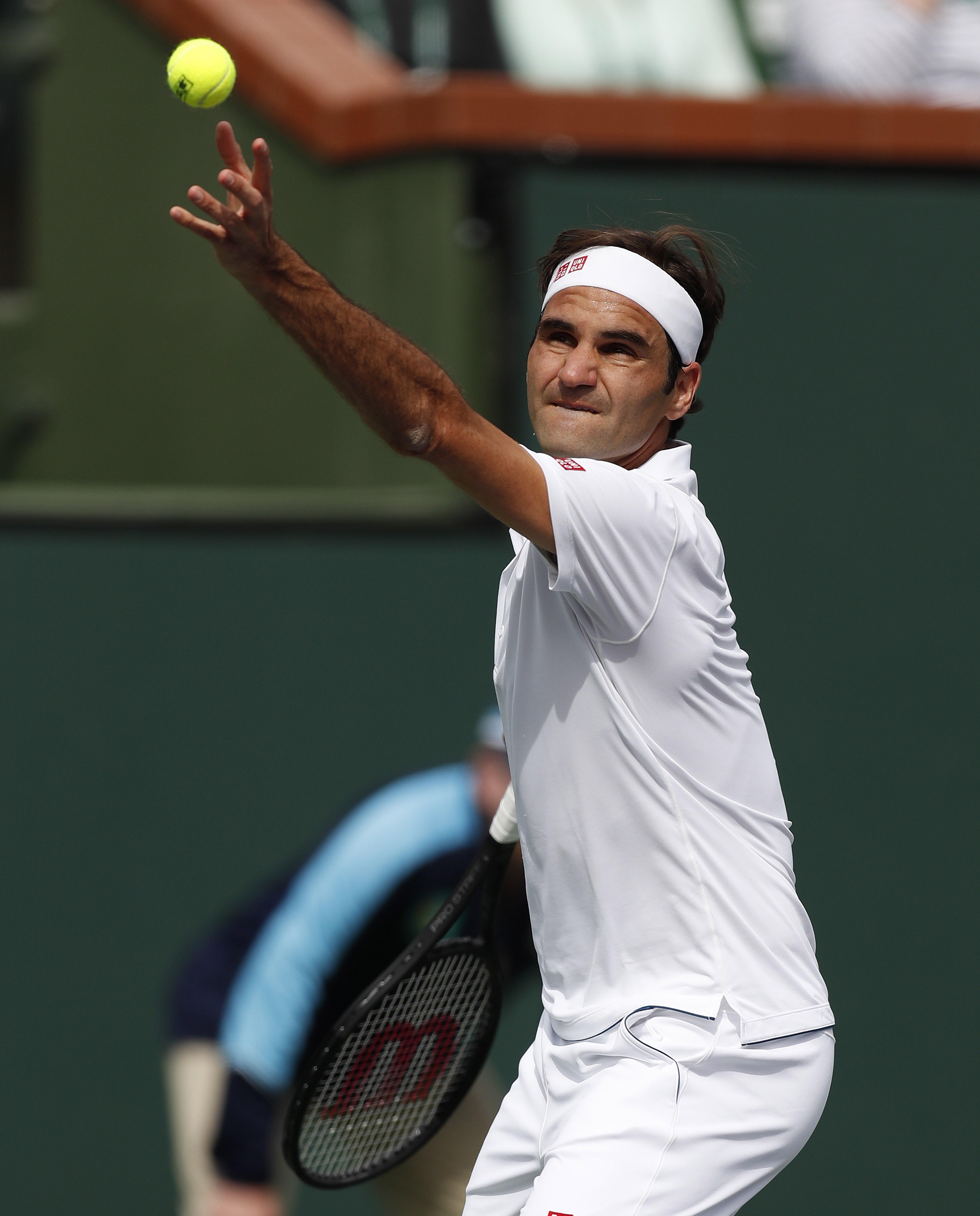 美国网球队血洗意大利网球队，费德勒绝境逆转的简单介绍