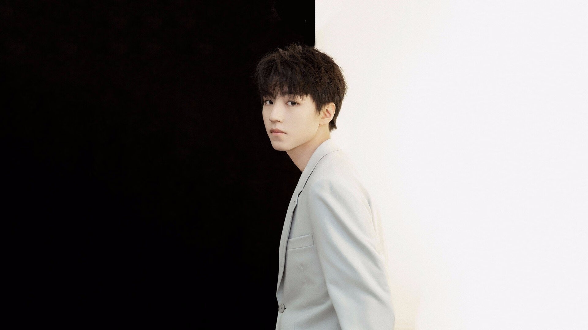 悬念永无终章,当速度机器遇见绿茵舞者