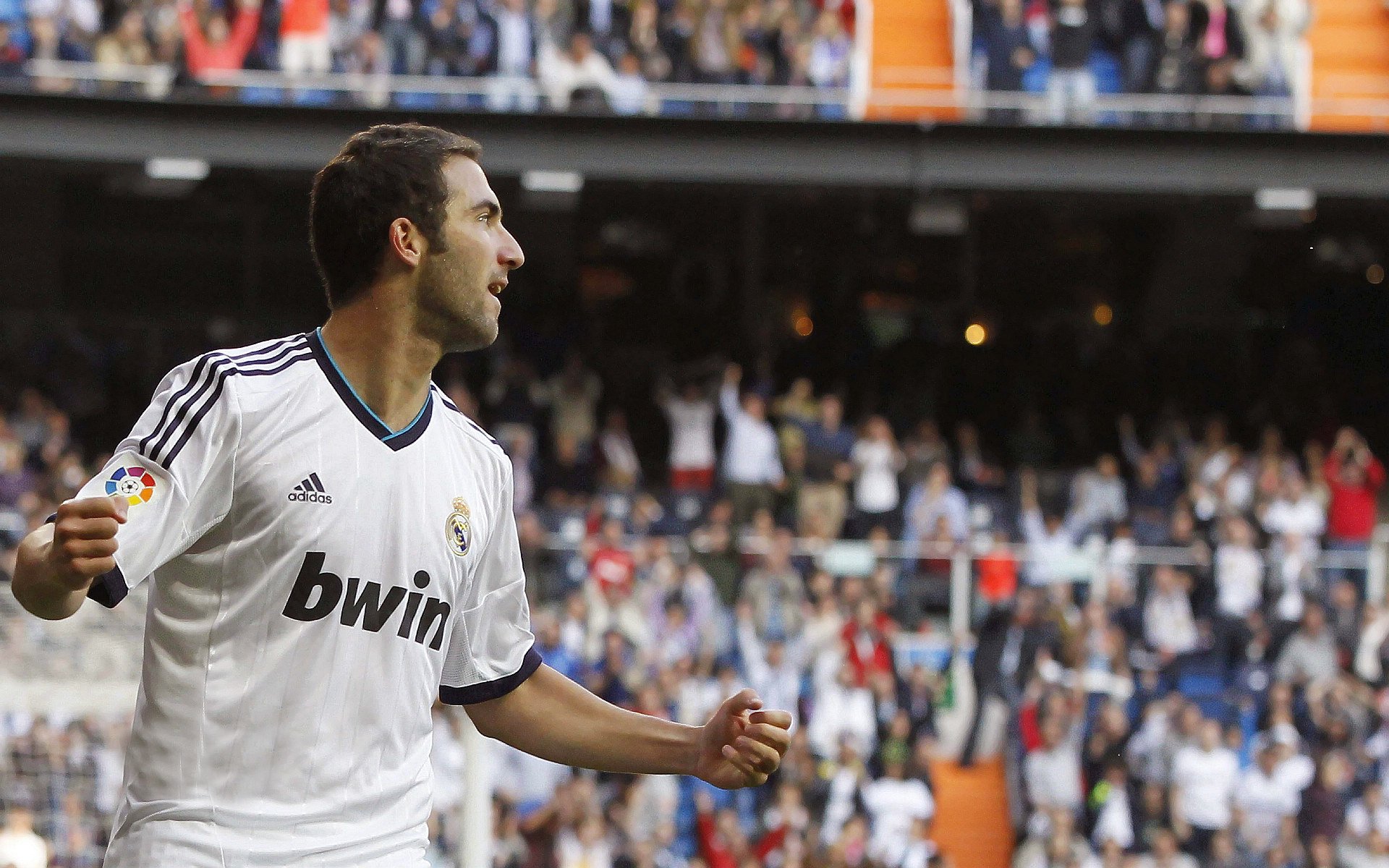 从隐身到封神，爱德华兹用一剑封喉撕掉湖人伪强队标签