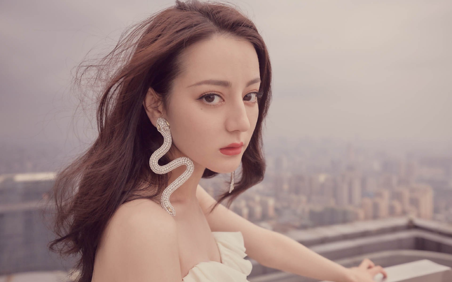 跨越地域的足球悬念,意甲的宿命对决与亚洲之光的意外璀璨