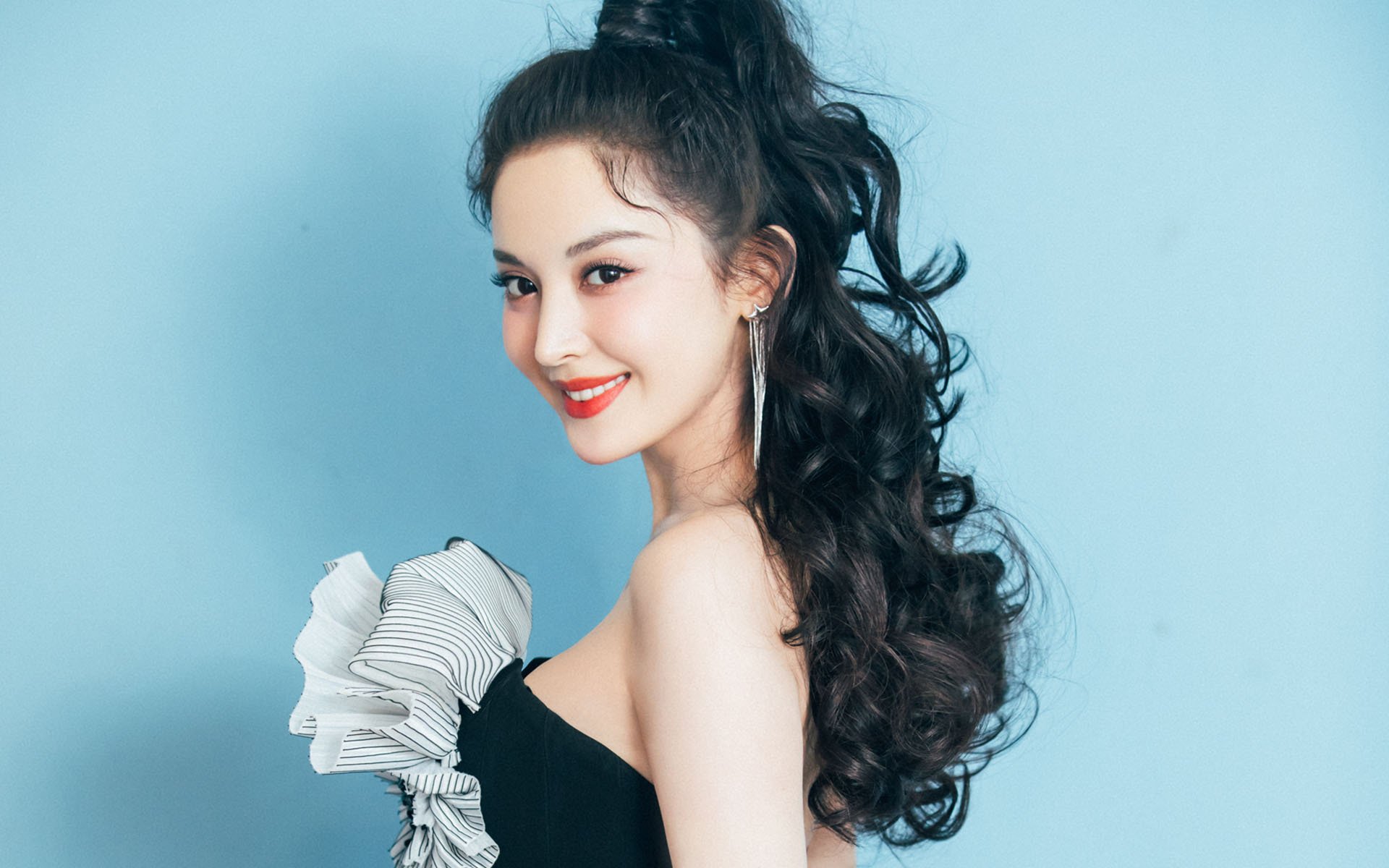 小贾伦末节15分+死亡封盖!热火血拼爵士,谁主沉浮?